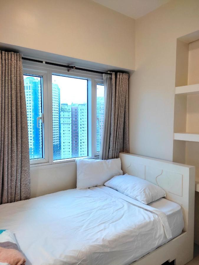 The Beacon Makati Aparthotel Манила Екстериор снимка