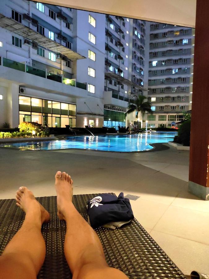 The Beacon Makati Aparthotel Манила Екстериор снимка
